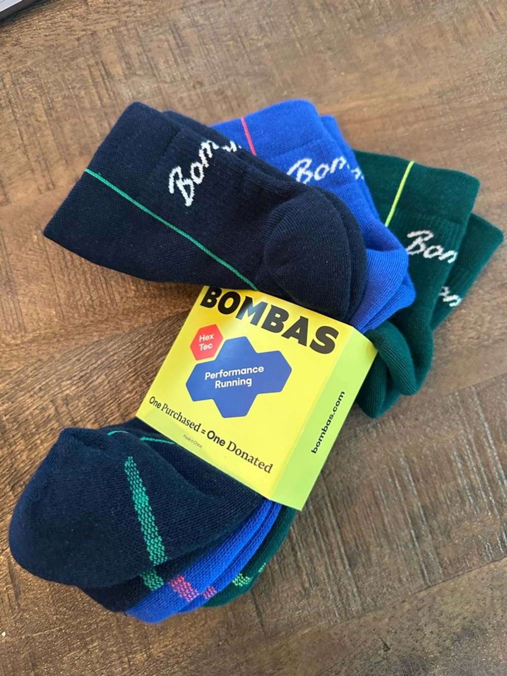 NEW Bombas Performance Running Athletic Socks 3-Pack in Navy, Blue, Green